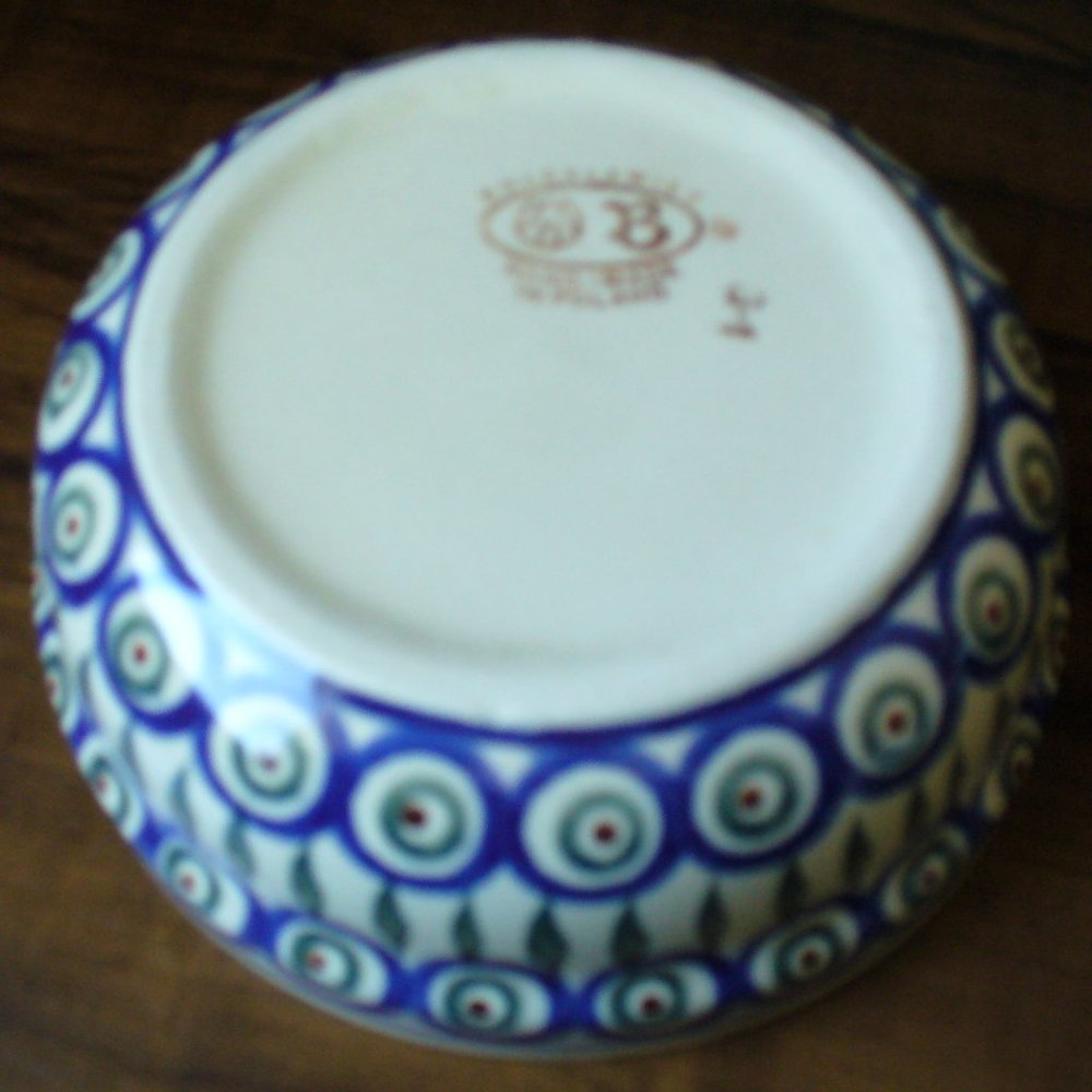 Boleslawiec ceramic bowl (#EV523) - Picture 4 of 7